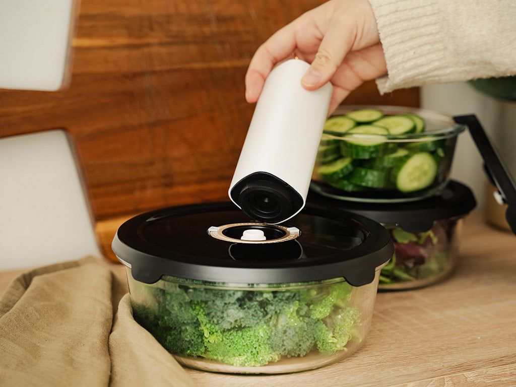 ROUND VACUUM GLASS CONTAINER – 635ML - 5