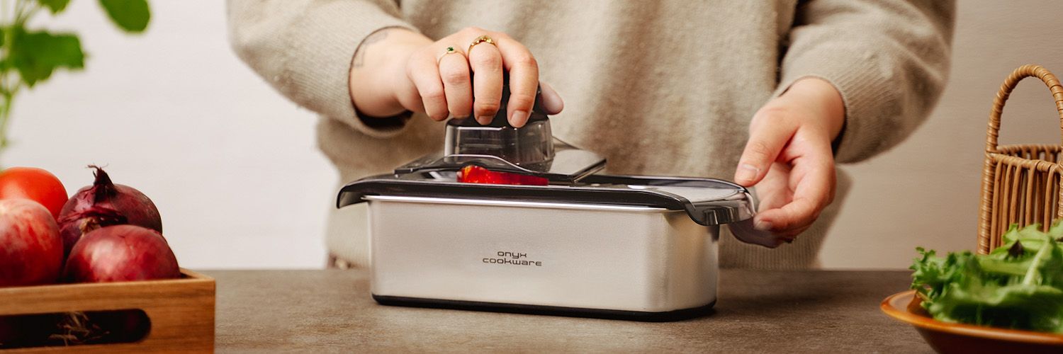 STAINLESS STEEL SLICER