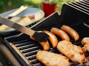 STAINLESS STEEL SILICONE BBQ BRUSH - 4