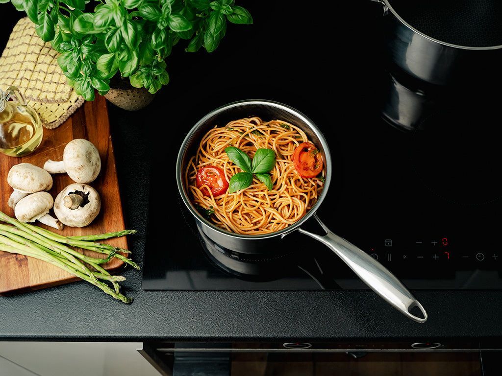 SAUCE POT 18CM (2L) - 3