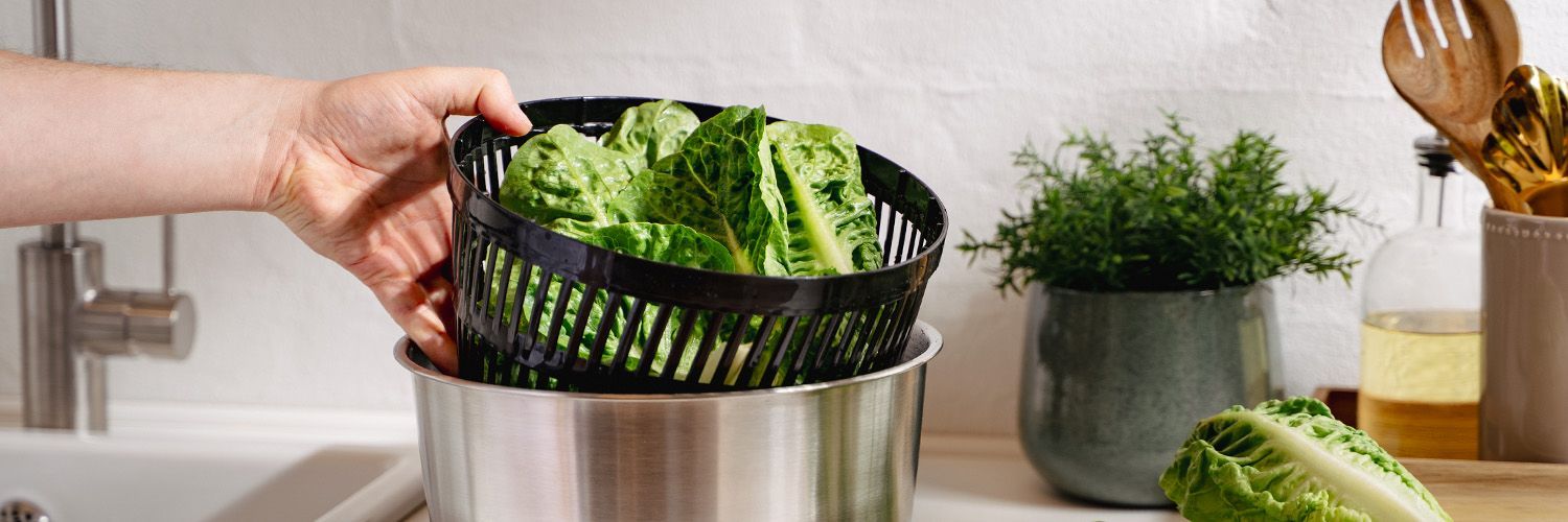 STAINLESS STEEL SALAD SPINNER