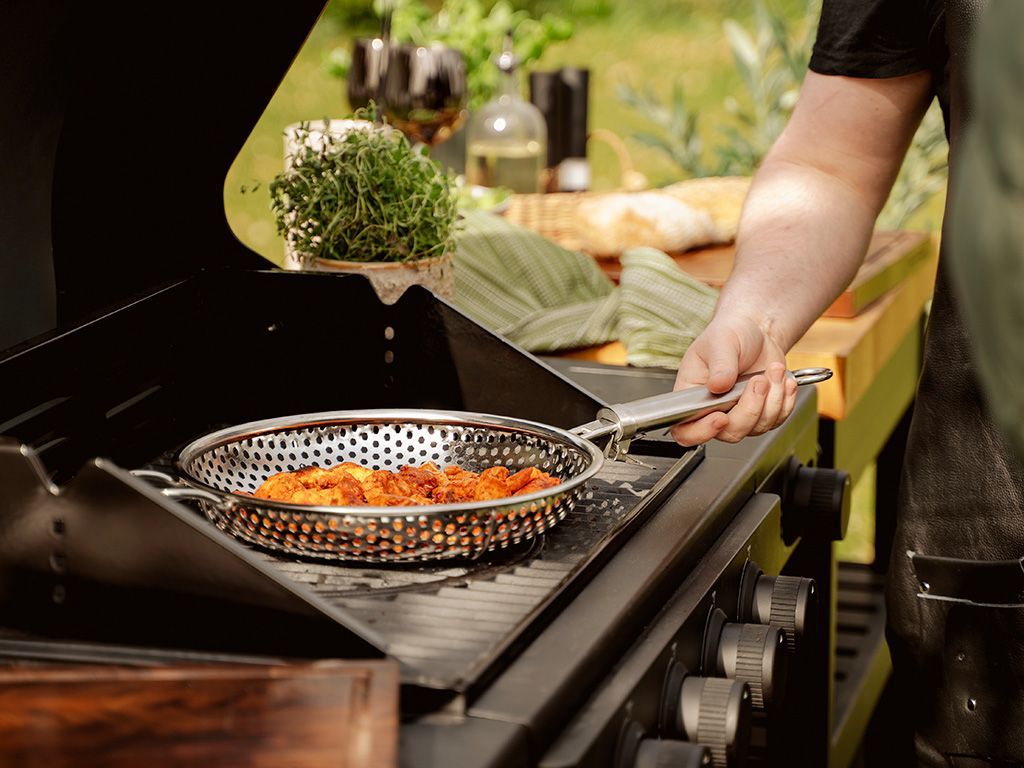 BBQ GRILL PAN WITH DETACHABLE HANDLE 28CM - 2