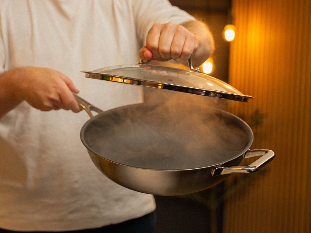 ZERO – NATURAL NON-STICK WOK PAN 30CM - 8